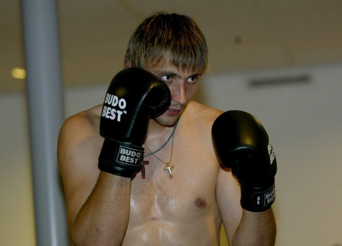 VIDEO Fostul stelist Hamutovski, box cu un hocheist!