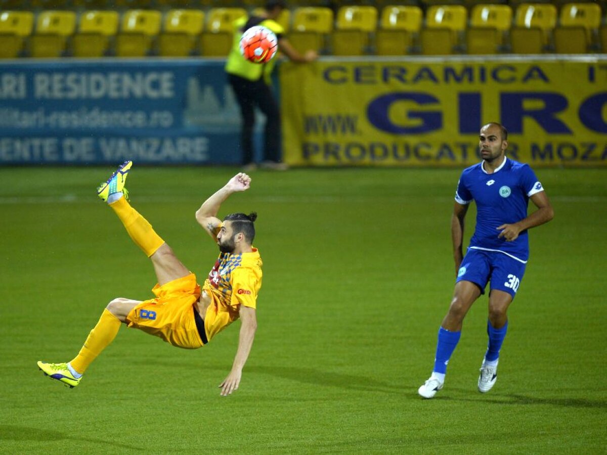 FOTO și VIDEO Fotbal cu de toate » Chiajna și Petrolul au terminat la egalitate, scor 2-2, la capătul unui meci nebun