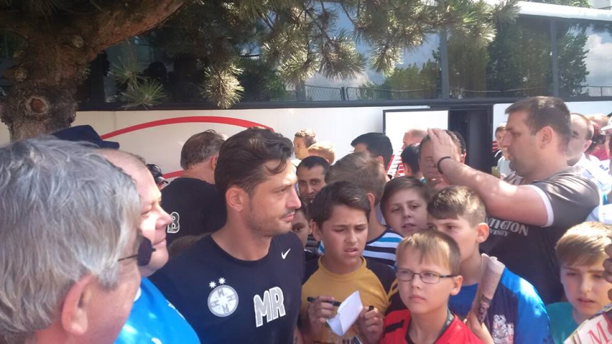 Steaua, mai iubită în deplasare decît în București » Fanii i-au luat cu asalt pe jucătorii campioanei