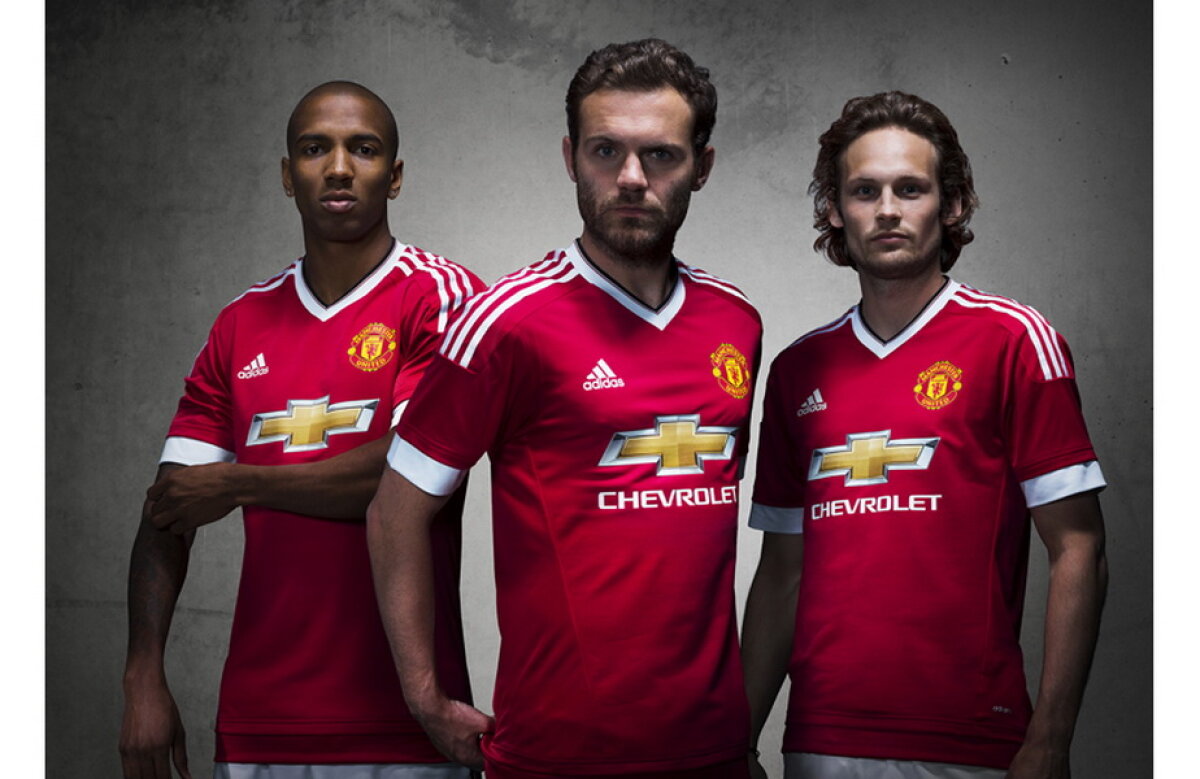 FOTO&VIDEO Şedinţă foto specială pentru "diavolii" lui Manchester cu ocazia lansării noului echipament