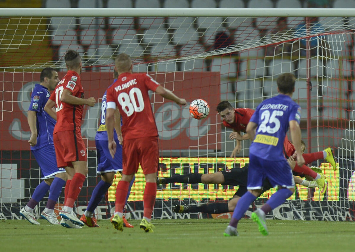 VIDEO+FOTO Harlem Shake » La primul meci ca titular, uriaşul Harlem Eddy Gnohere i-a adus lui Dinamo victoria aseară: 2-1 cu ACS Poli