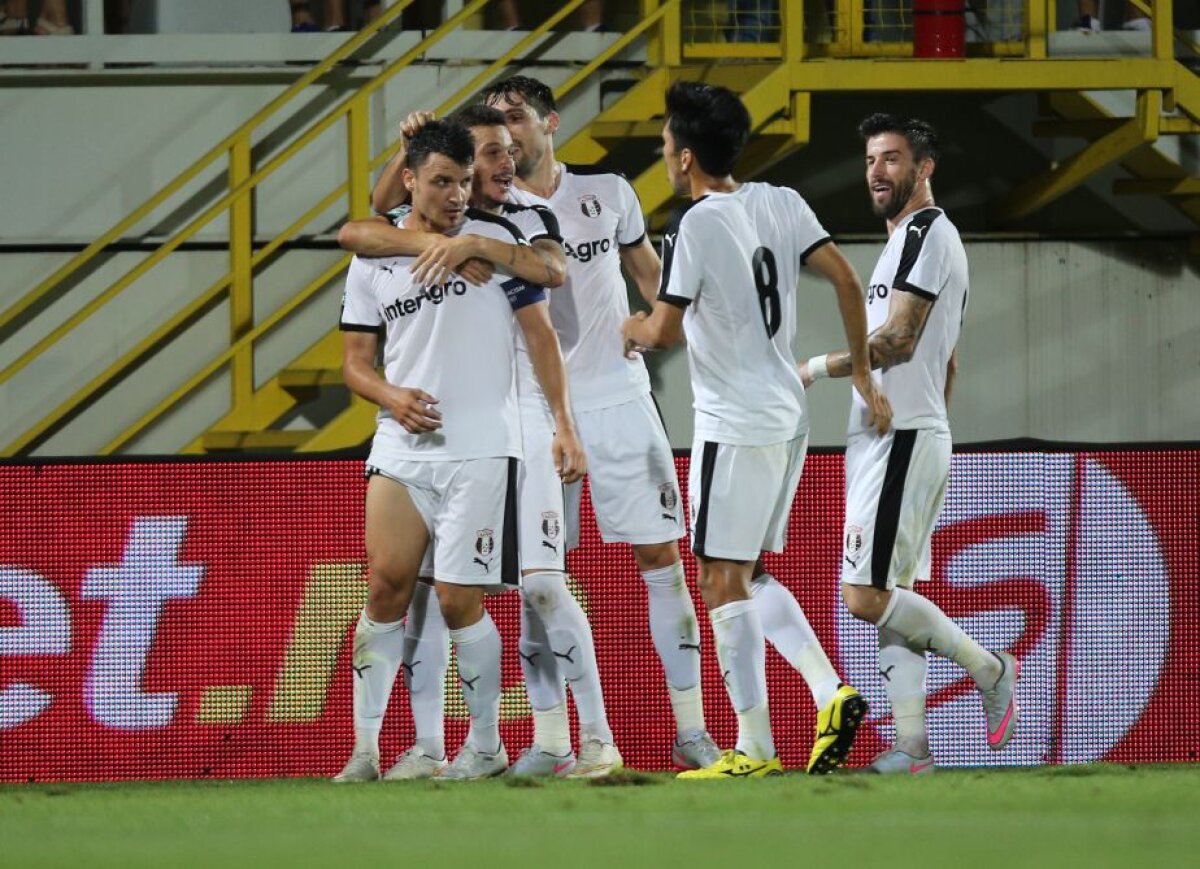 FOTO + VIDEO » Astra - West Ham 2-1 » Genialul Budescu îi aduce Astrei o calificare uriașă