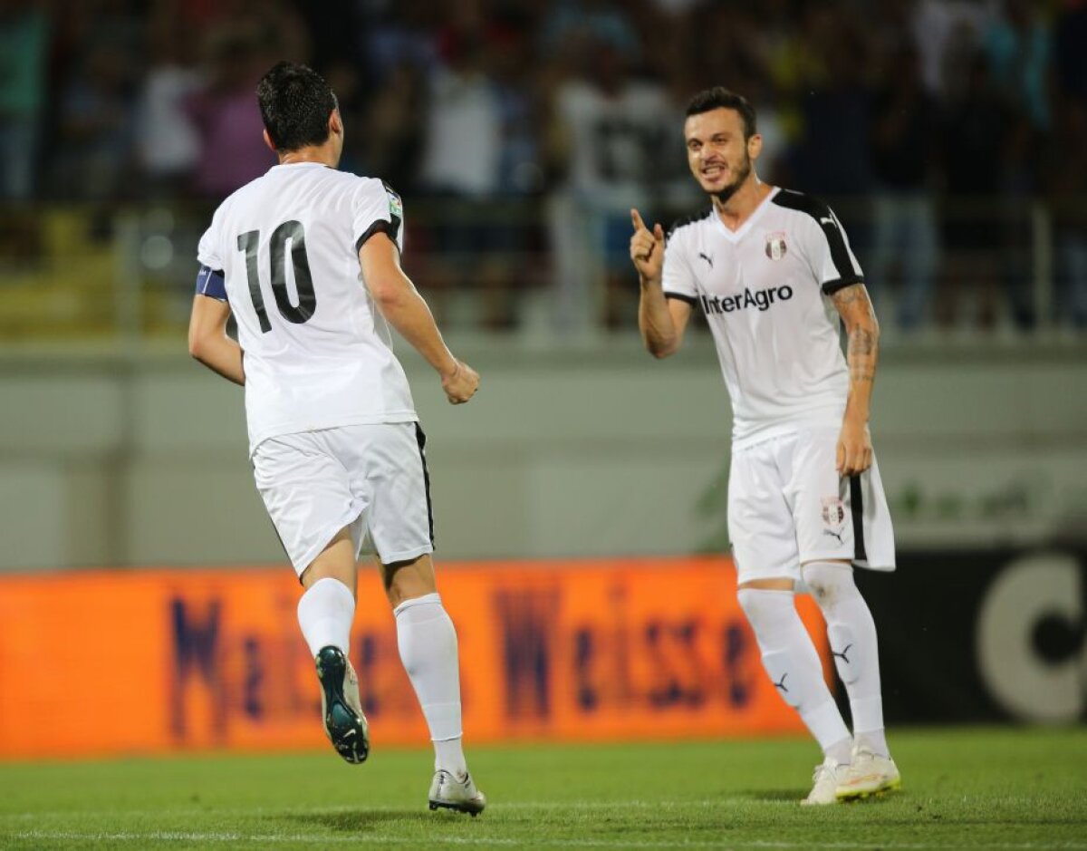 FOTO + VIDEO » Astra - West Ham 2-1 » Genialul Budescu îi aduce Astrei o calificare uriașă