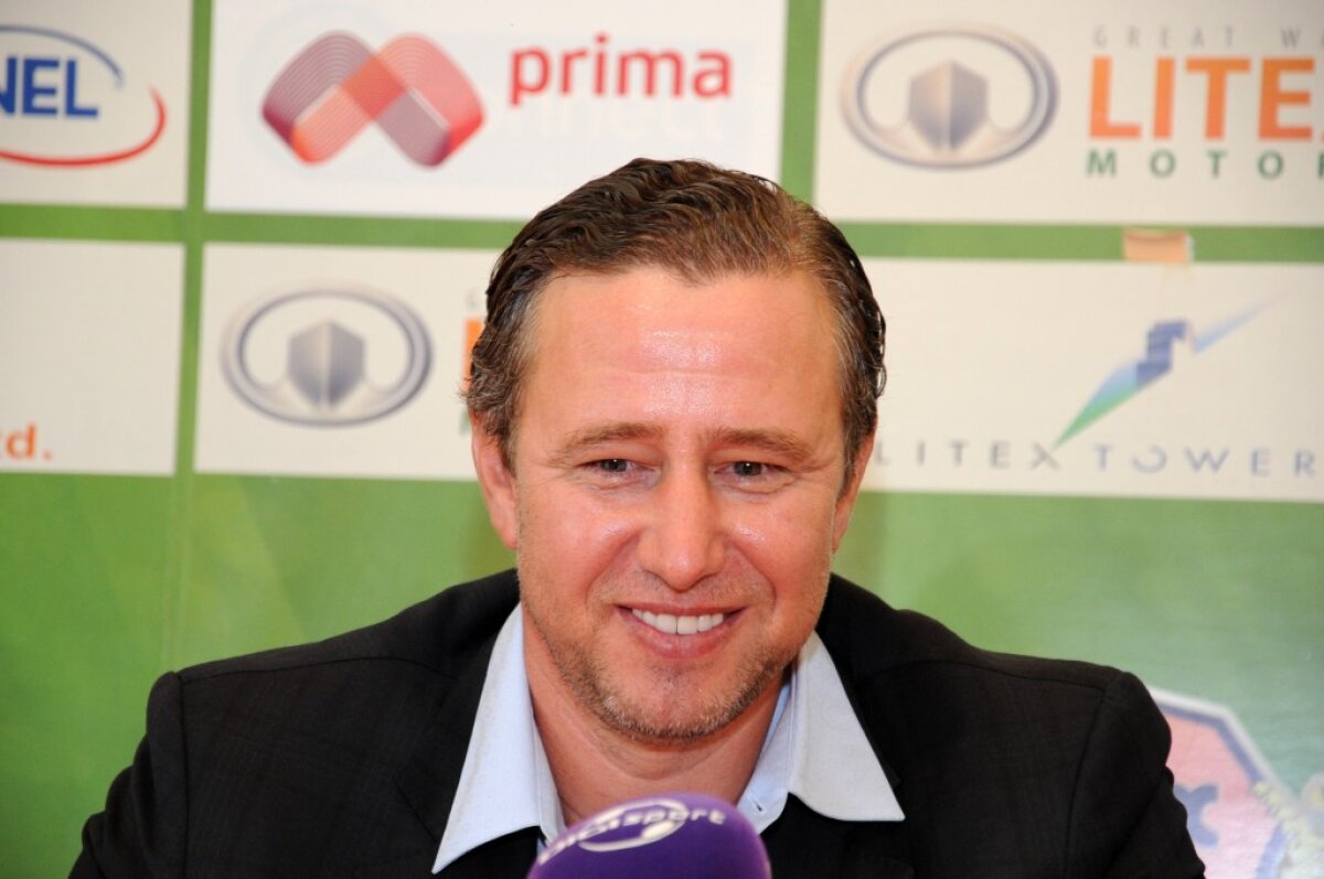 GALERIE FOTO Prețul succesului » Reghe prezentat la Litex. Cum s-a schimbat față de acum 3 ani, cînd sosea în Ghencea