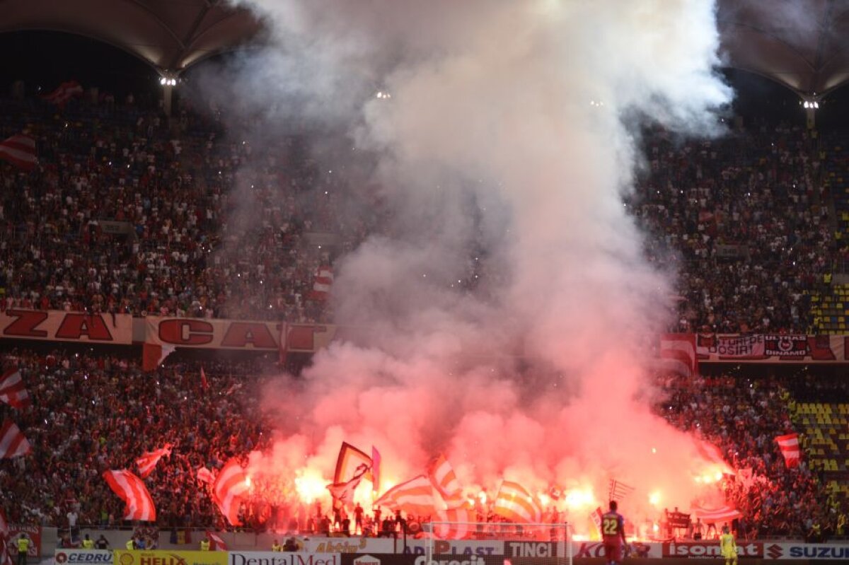 GALERIE FOTO Fanii lui Dinamo au făcut spectacol la meciul cu Steaua » Imagini de senzaţie de la Derby de România