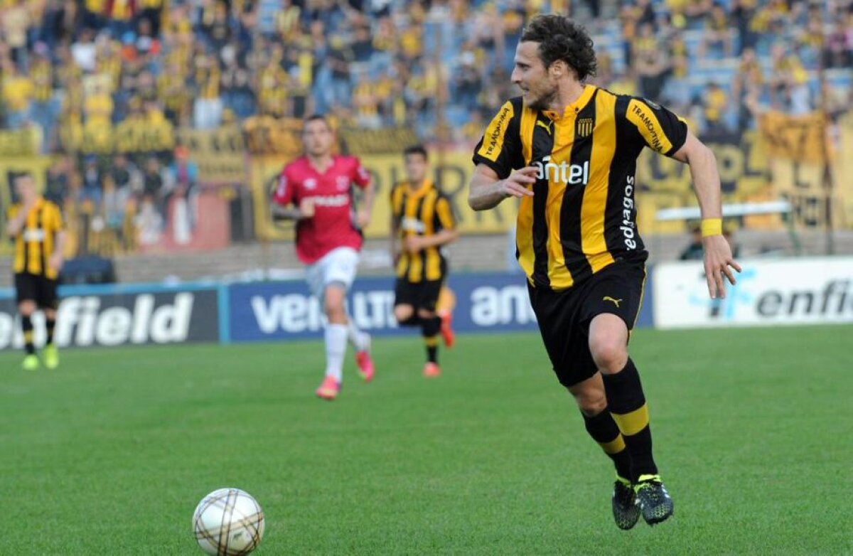 VIDEO și FOTO Gol fabulos pentru Diego Forlan la debutul la echipa sa de suflet