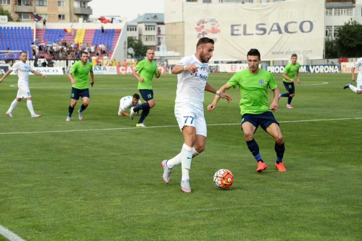 FOTO și VIDEO FC Botoșani - CSMS Iași 1-0 » Victoria din derby-ul Moldovei îl ține în continuare pe Leo Grozavu la cîrma botoșănenilor