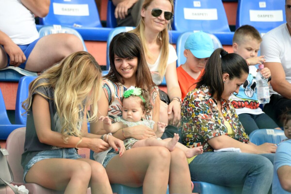 FOTO și VIDEO FC Botoșani - CSMS Iași 1-0 » Victoria din derby-ul Moldovei îl ține în continuare pe Leo Grozavu la cîrma botoșănenilor