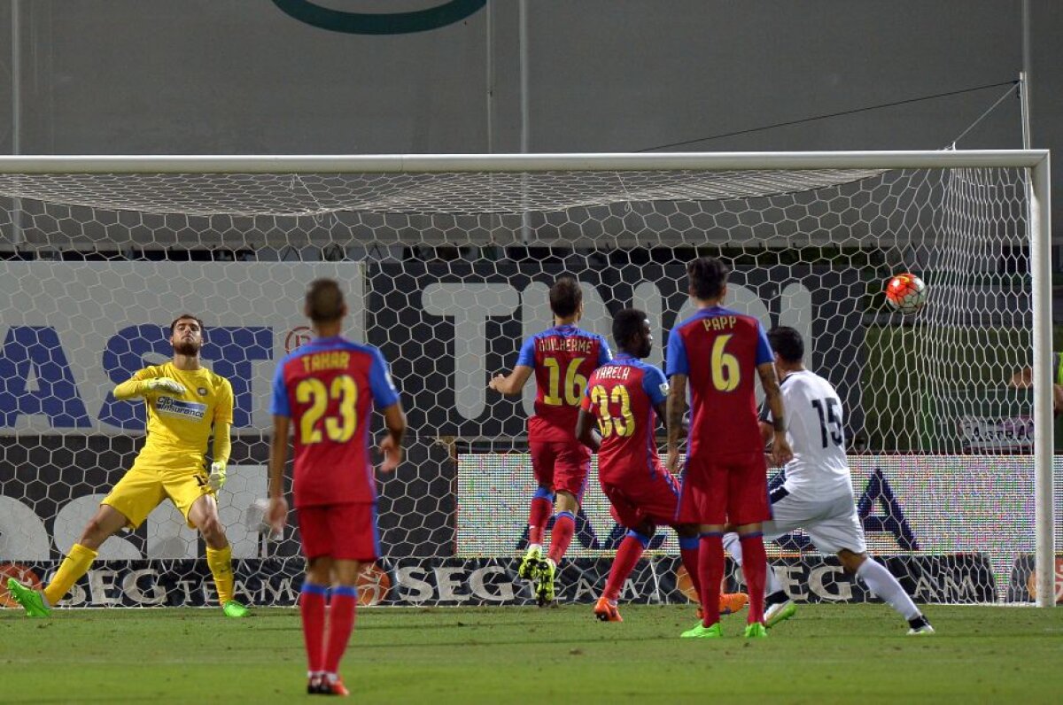 VIDEO+FOTO » Astra - Steaua 2-0 » Roş-albaştrii învinşi de jucătorii pe care i-a dorit în această vară: Alibec şi Budescu! 