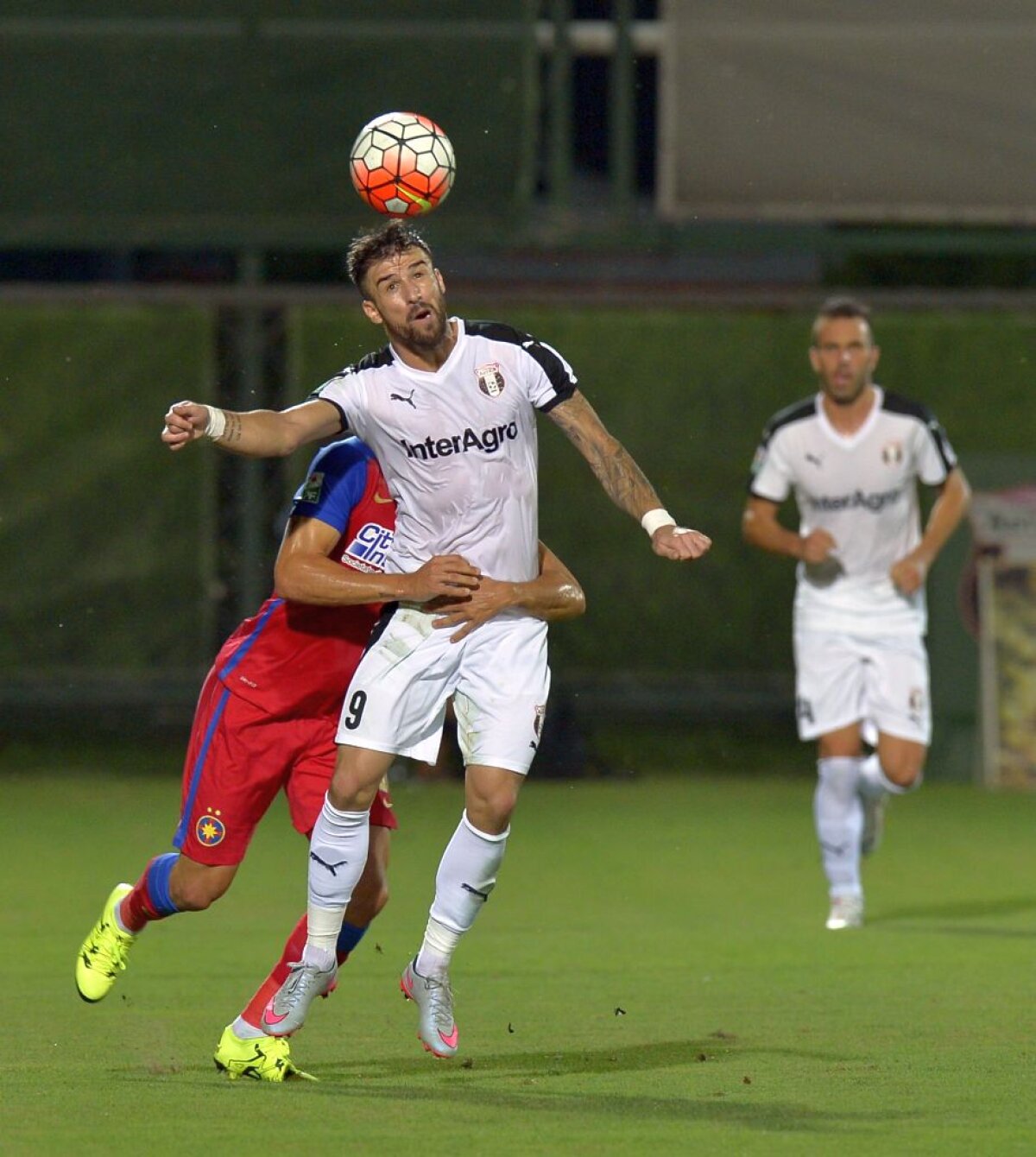 VIDEO+FOTO » Astra - Steaua 2-0 » Roş-albaştrii învinşi de jucătorii pe care i-a dorit în această vară: Alibec şi Budescu! 