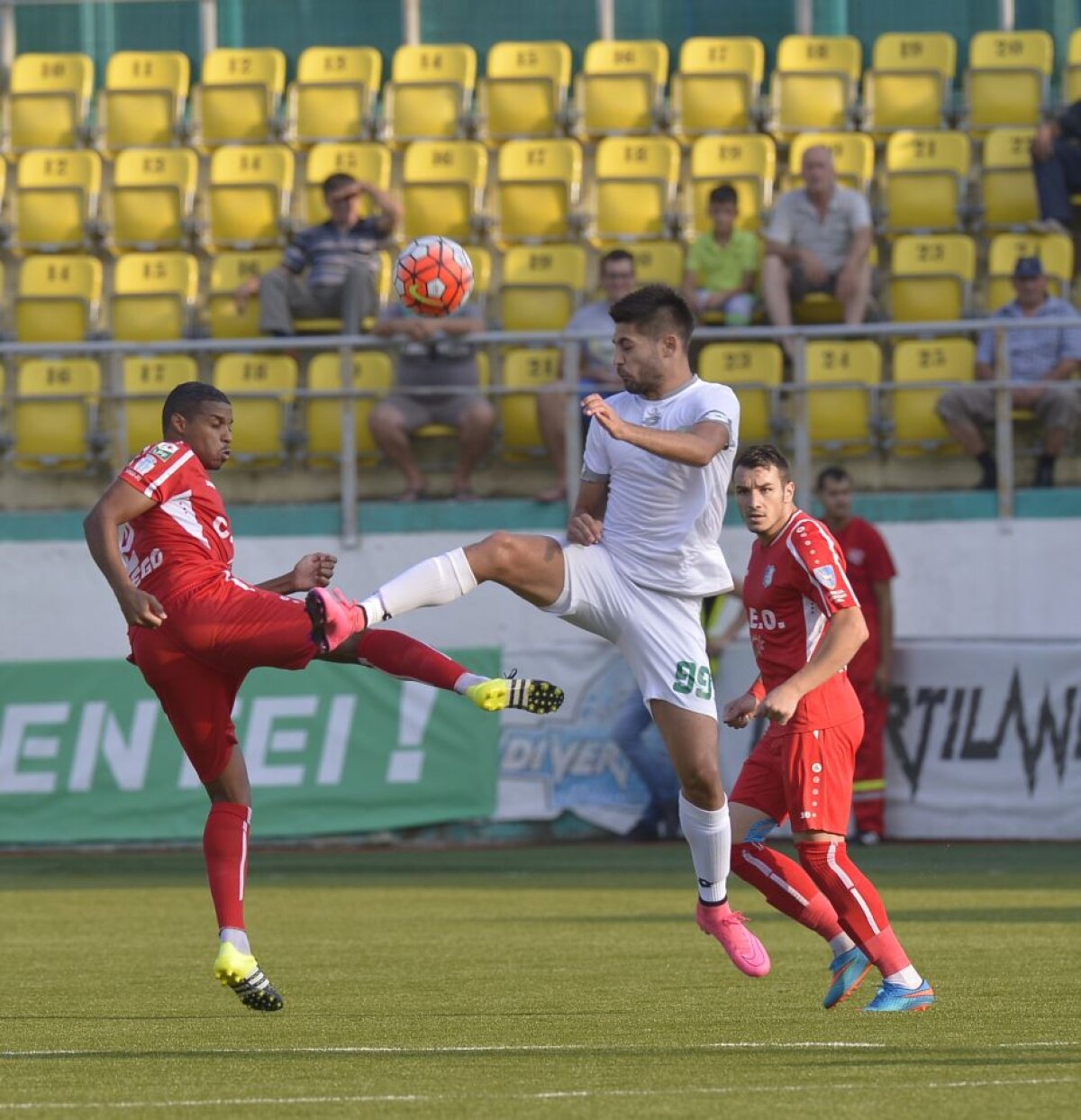 VIDEO+FOTO S-a salvat Baciu » Chiajna bifează primul succes în noul sezon, 3-0 cu Pandurii