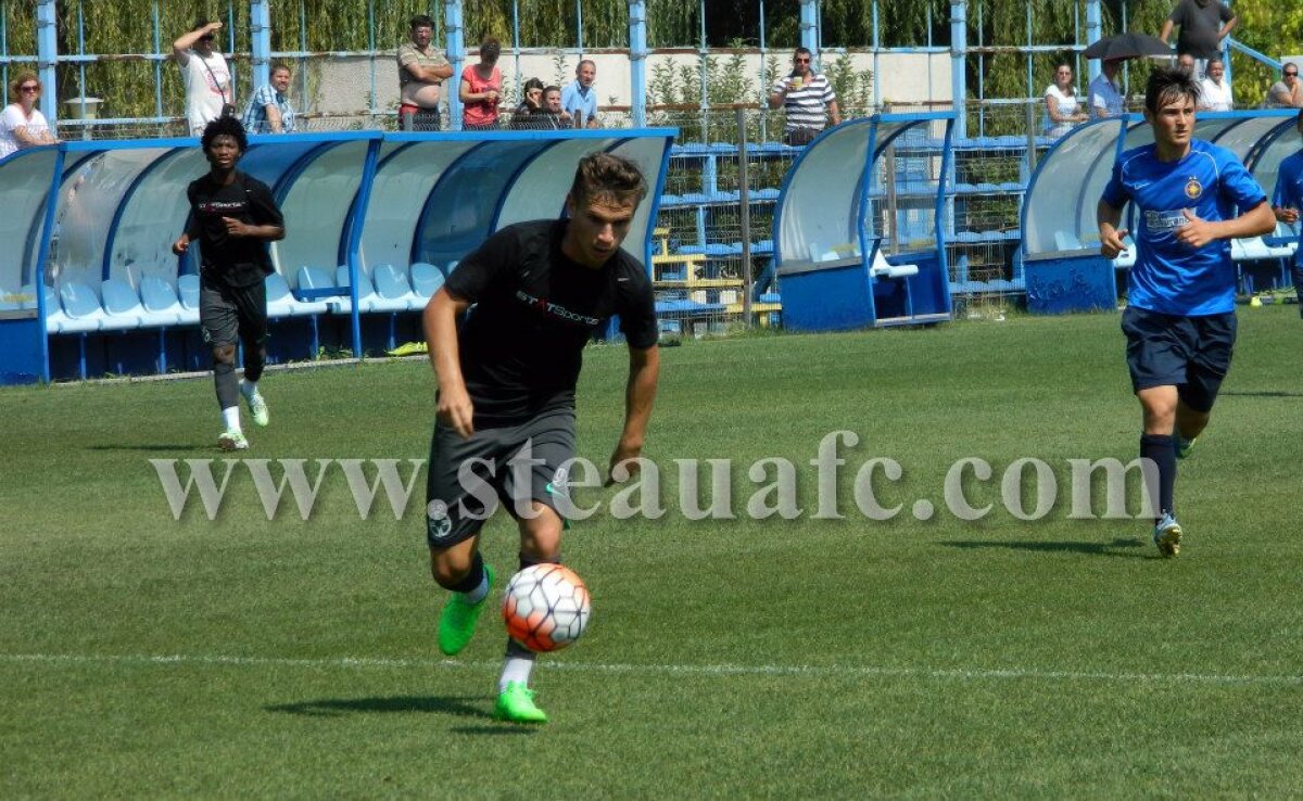 FOTO Diarrassouba a debutat la Steaua! Amical inedit organizat de Rădoi la Mogoșoaia