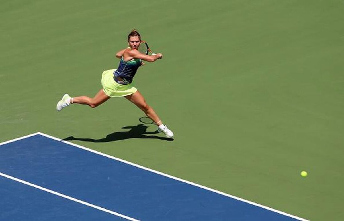 FOTO şi VIDEO Simona Halep a abandonat în finala de la Toronto! Românca a încercat o revenire spectaculoasă, dar problemele de sănătate n-au lăsat-o