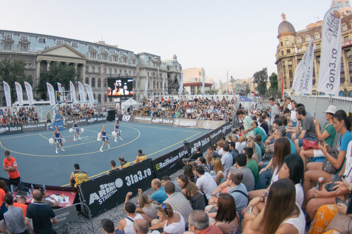 GALERIE FOTO Slam dunk de pe skateboard » Spectacol total în week-end în Piaţa Universităţii la Bucharest Challenger