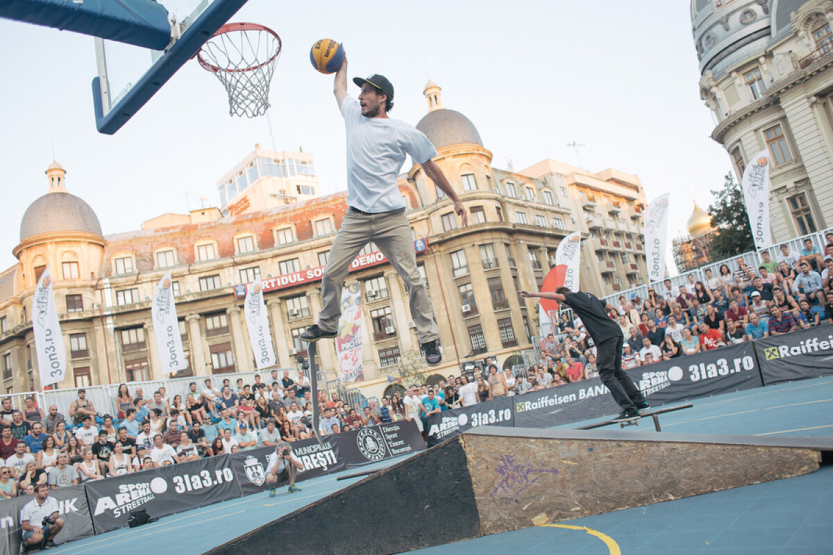 GALERIE FOTO Slam dunk de pe skateboard » Spectacol total în week-end în Piaţa Universităţii la Bucharest Challenger