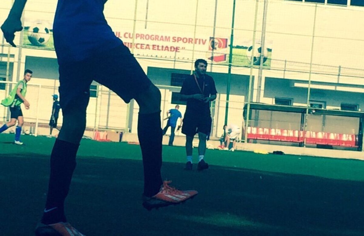 FOTO EXCLUSIV Gigi are de unde alege ;) » Luțu s-a făcut antrenor la 40 de ani: "Îi lasă mască pe toți"