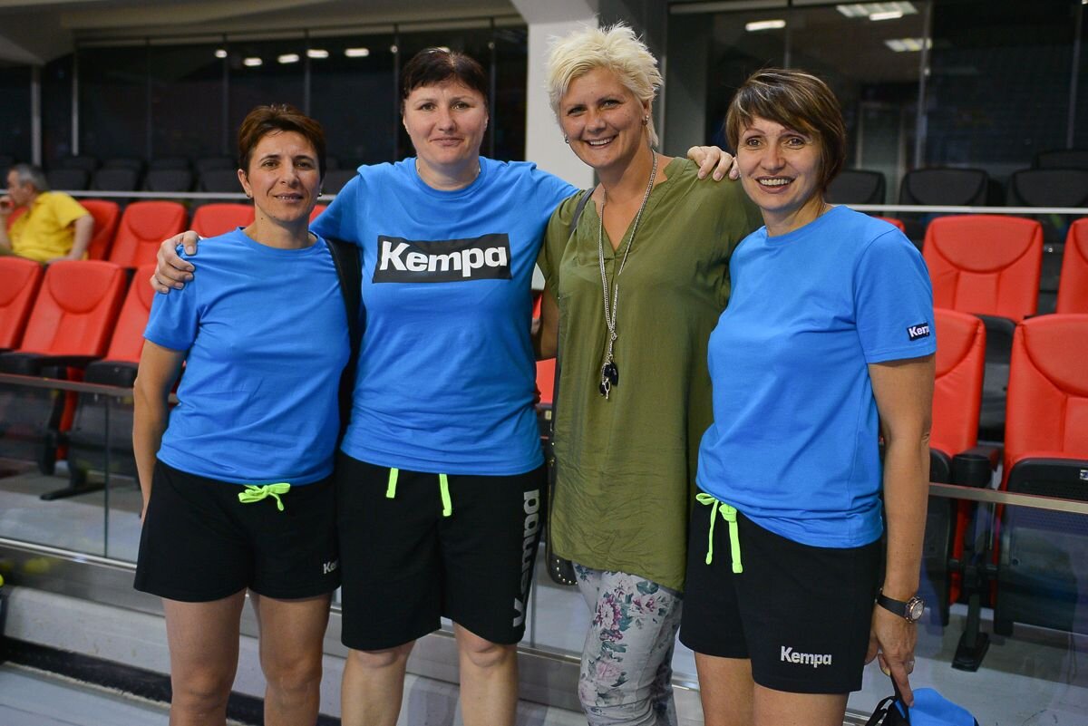 Naționala U17 de hanbal feminin joacă pentru un loc în finala Campionatului European: ”E o generație talentată”