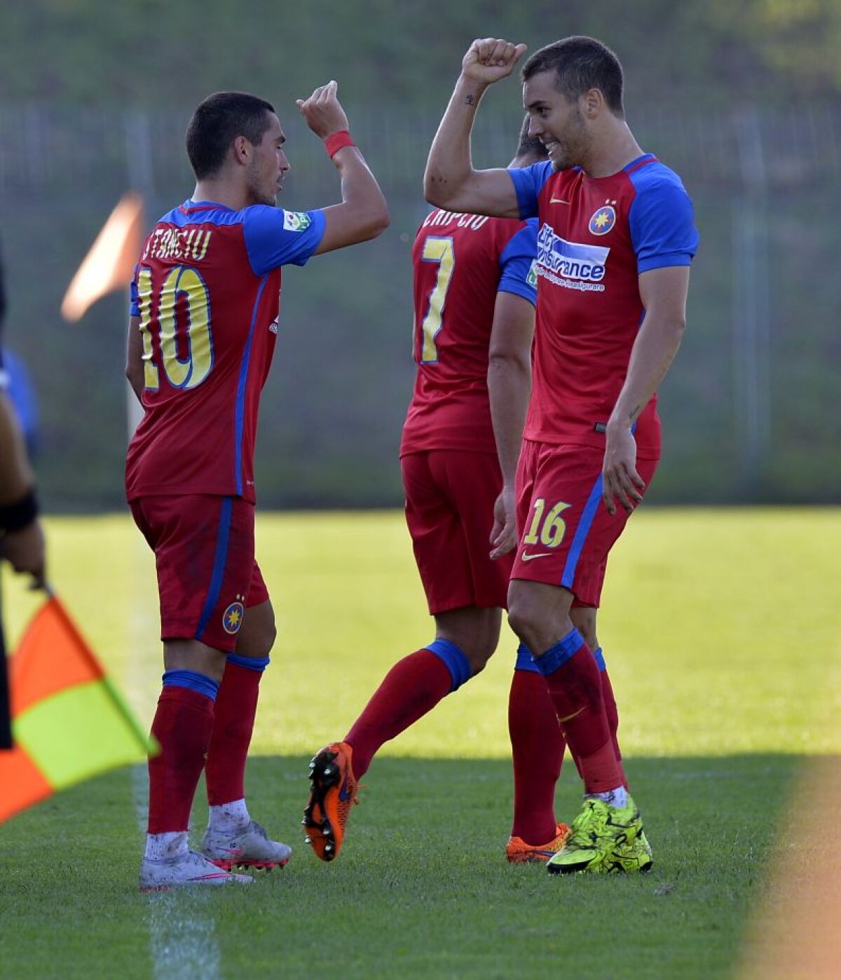 FOTO şi VIDEO » Steaua învinge greu CS U Craiova, 2-1, după un meci cu două penalty-uri! Prima victorie după 5 meciuri pentru Rădoi