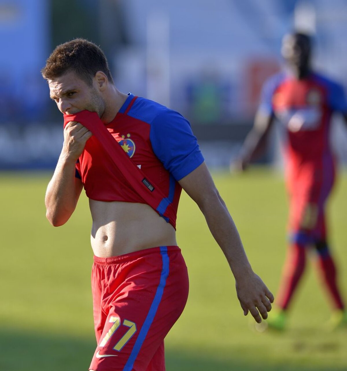 FOTO şi VIDEO » Steaua învinge greu CS U Craiova, 2-1, după un meci cu două penalty-uri! Prima victorie după 5 meciuri pentru Rădoi