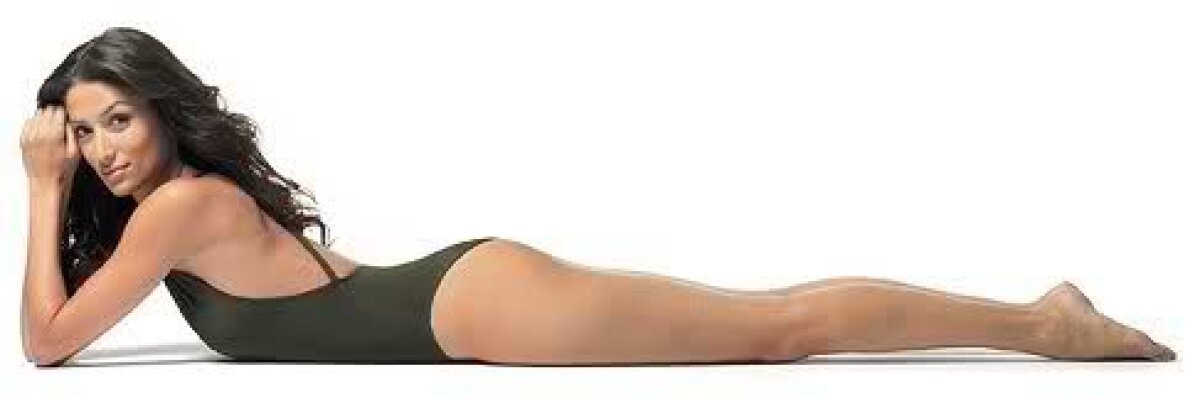 FOTO Muza lui Platini a atras toate privirile! Ea e sexy-prezentatoarea tragerii la sorți a Ligii Campionilor