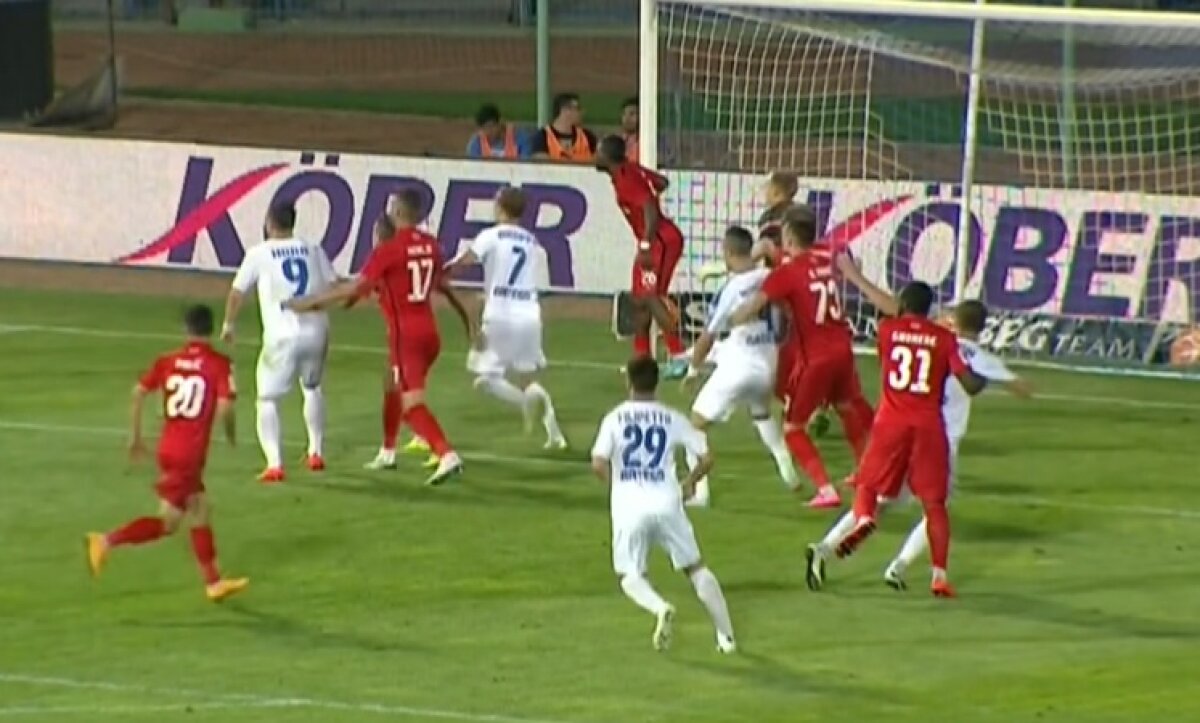 FOTO Trei penalty-uri neacordate! Seară execrabilă pentru ”centralul” de la Pandurii - Dinamo