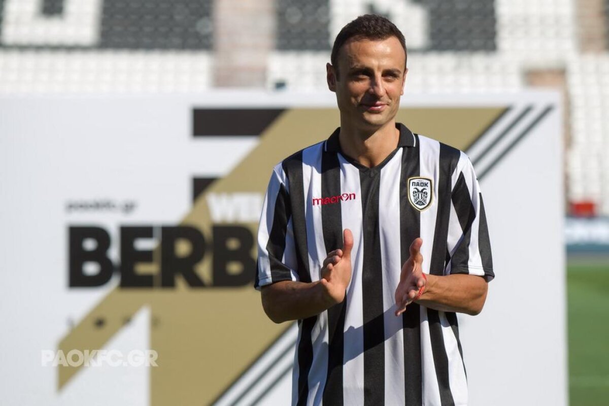 VIDEO ȘI FOTO Ce-a pierdut Marica! Nebunie maximă la prezentarea lui Berbatov la PAOK » 10.000 de fani în delir!