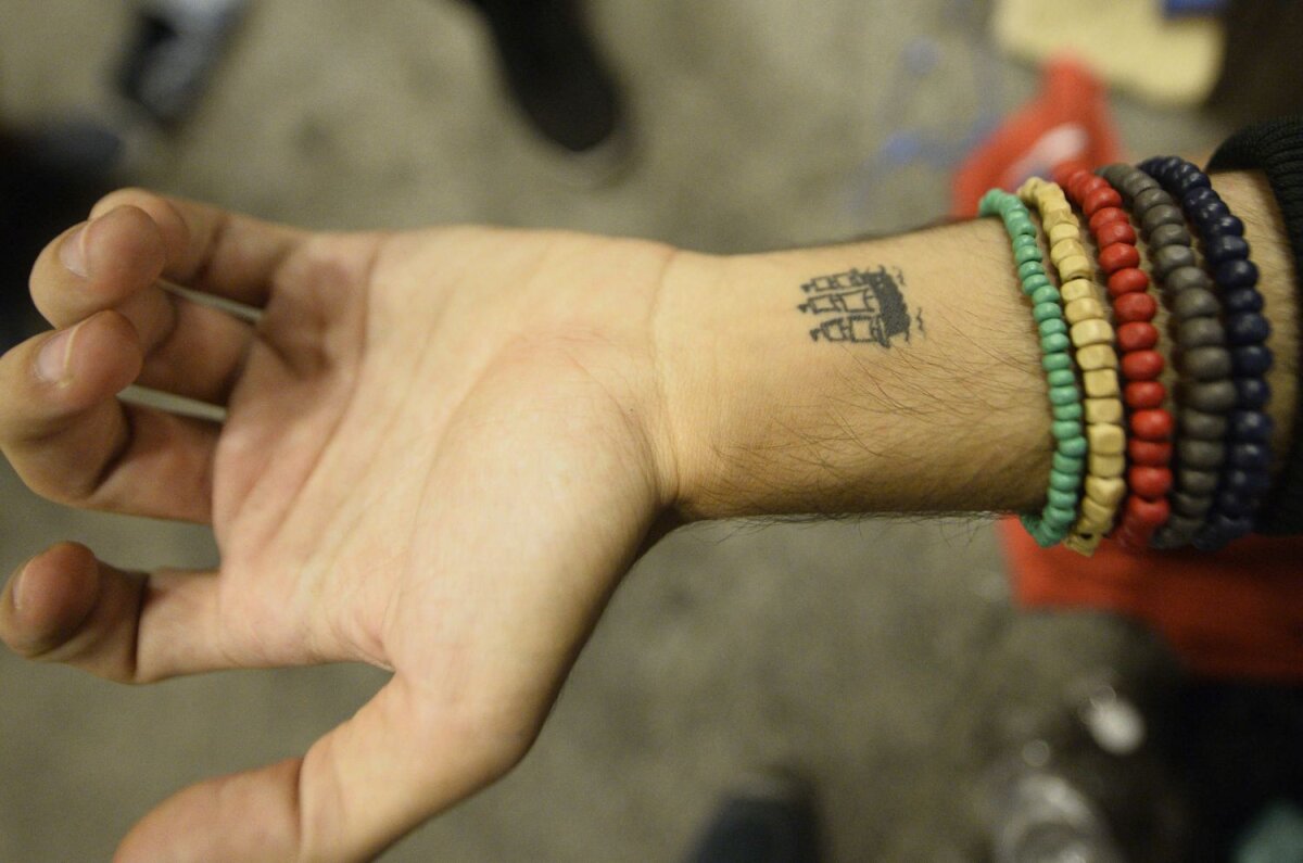 Povestea emoţionantă şi colorată a refugiatului sirian Amjad Bashir: "Cumpăr o bicicletă şi merg la Amsterdam!"