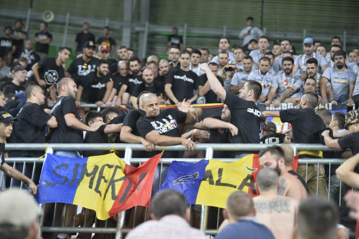 FOTO Fanii români ameninţaţi cu evacuarea! Steliştii s-au bătut cu dinamoviştii pe stadion