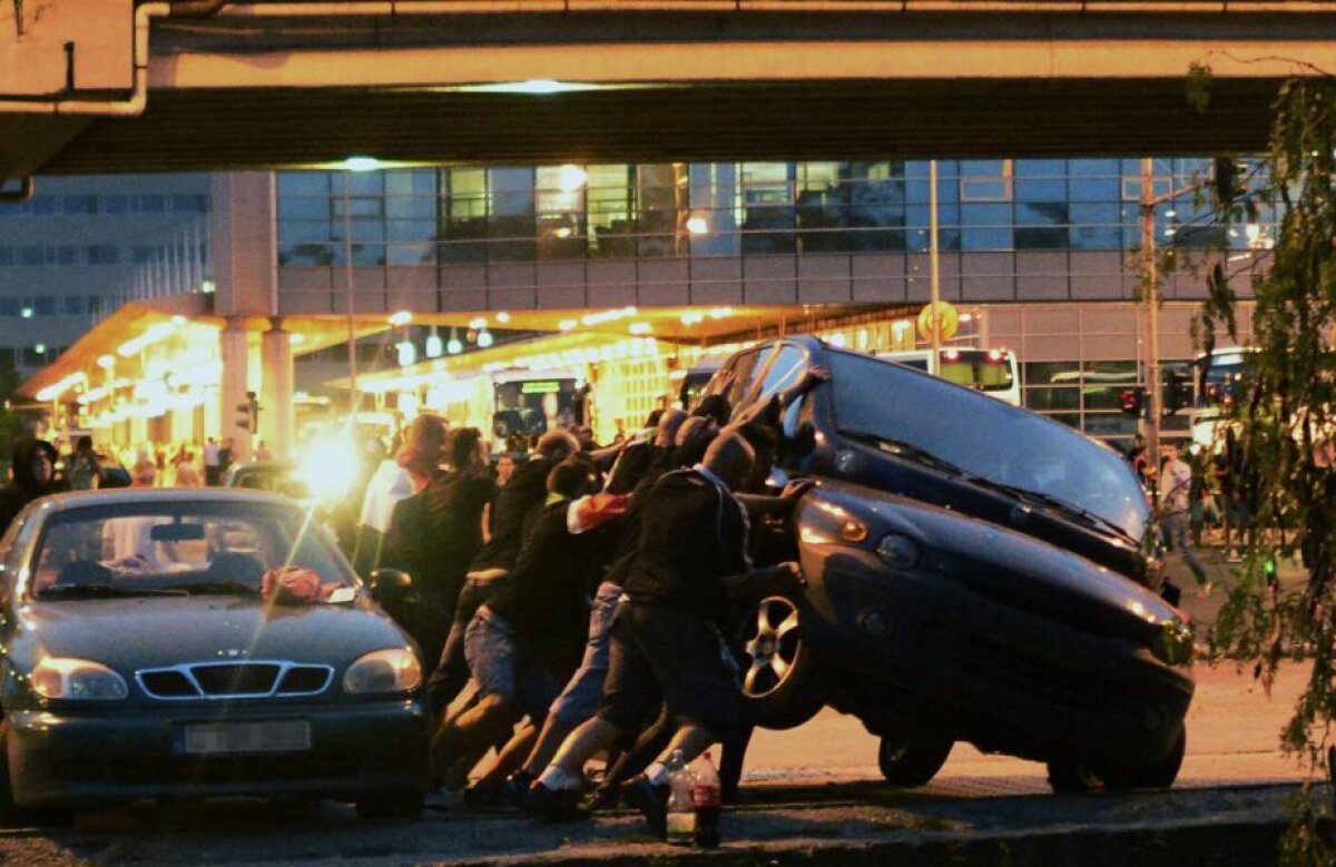 Corespondență din Ungaria » Infernul a fost pe străzi » Scene apocaliptice la Budapesta imediat după fluierul final al meciului cu România