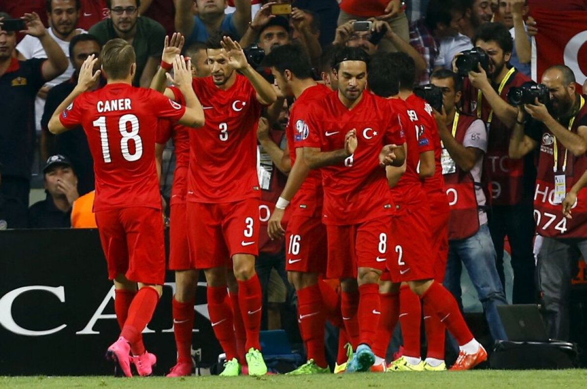 FOTO și VIDEO » O primă forță e aproape de a nu se califica la Euro » Islanda şi Cehia şi-au asigurat deja prezenţa la turneul final din Franţa