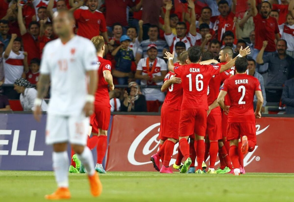 FOTO și VIDEO » O primă forță e aproape de a nu se califica la Euro » Islanda şi Cehia şi-au asigurat deja prezenţa la turneul final din Franţa
