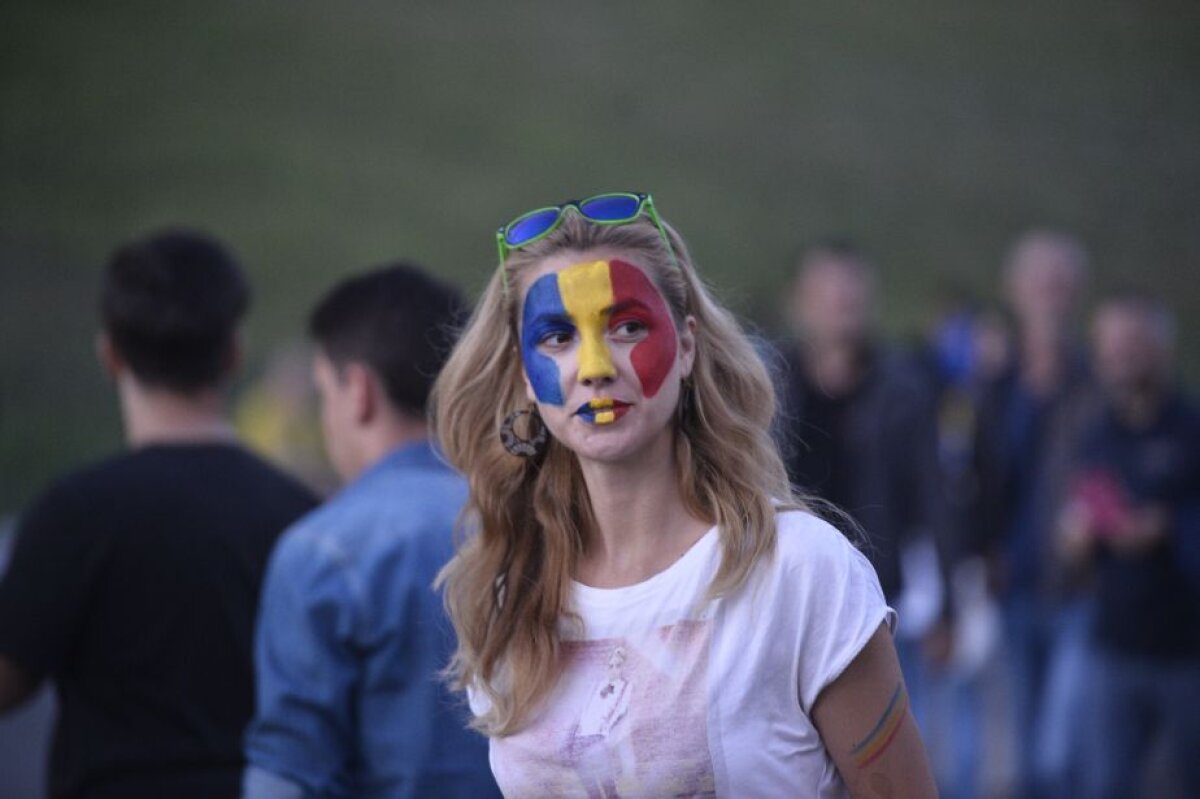 FOTO » România - Grecia 0-0 și Irlanda de Nord - Ungaria 1-1. 4 puncte în ultimele două meciuri ne ajung ca să ne calificăm!