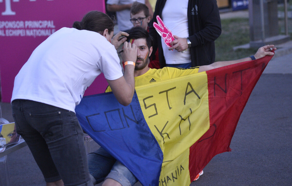 FOTO Un meci de 5 ore » Fanii au umplut Fan Zone-ul din jurul stadionului cu 3 ore înaintea partidei