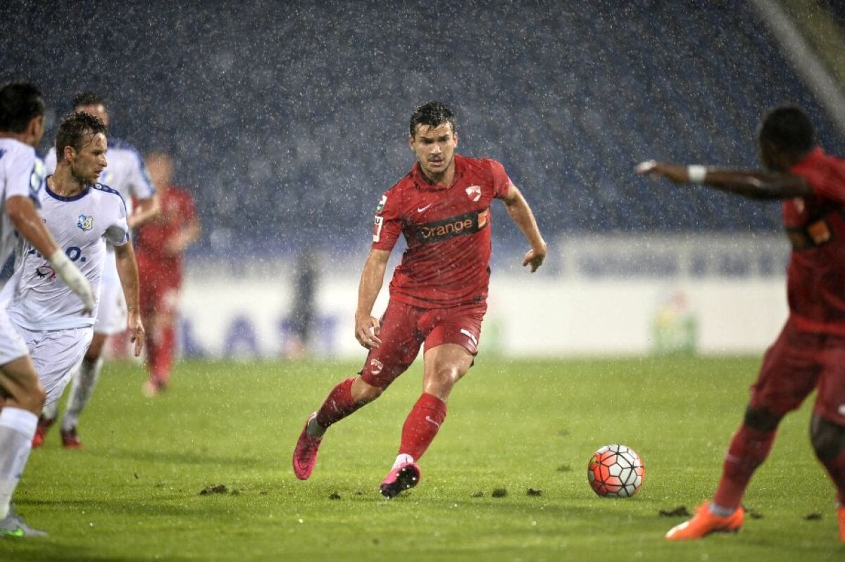 VIDEO și FOTO Dinamo elimină Pandurii din Cupa Ligii, scor 2-0, și poate întîlni Steaua în turul următor