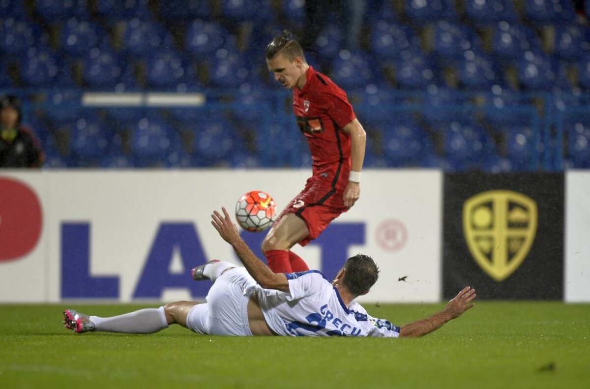 VIDEO și FOTO Dinamo elimină Pandurii din Cupa Ligii, scor 2-0, și poate întîlni Steaua în turul următor