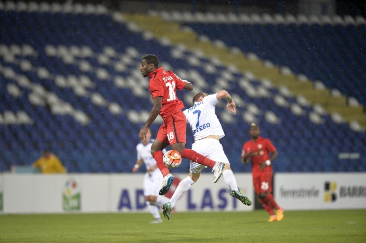 VIDEO și FOTO Dinamo elimină Pandurii din Cupa Ligii, scor 2-0, și poate întîlni Steaua în turul următor