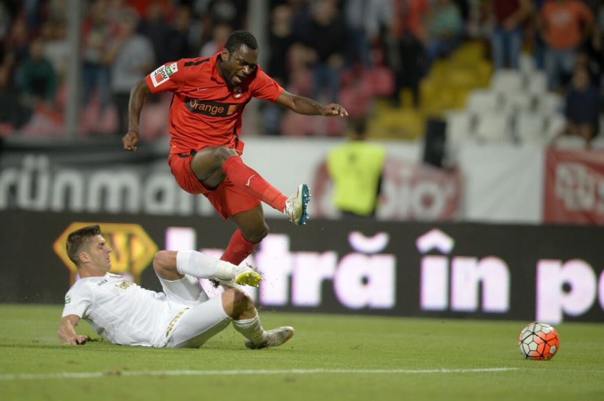 VIDEO+FOTO A căzut reduta lui Rednic! Dinamo pierde pentru prima oară în acest sezon, 0-2 cu CFR Cluj, meci pe care l-a terminat în opt jucători