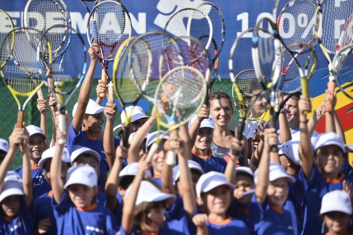 FOTO Halep și Țiriac s-au întîlnit la inaugurarea a două terenuri de tenis! Fostul mare tenismen s-a ținut de glume: "Să mă anunți atunci" :)