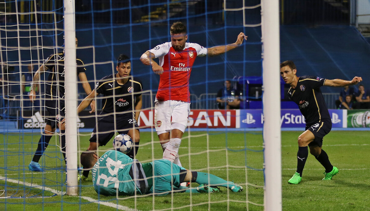 VIDEO + FOTO Seara surprizelor în UEFA Champions League! Arsenal și Valencia făcute KO de Dinamo Zagreb și Zenit! Pas greșit și pentru Barcelona