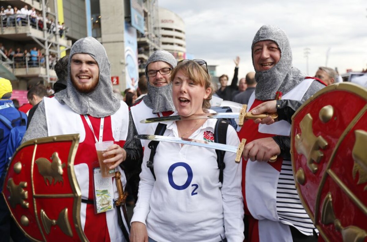 VIDEO + FOTO Imagini impresionante de pe Twickenham Stadium, de la deschiderea CM de Rugby la care au asistat 82.000 de oameni 