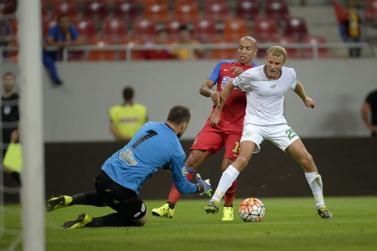 VIDEO și FOTO Steaua urcă pe podium după victoria în fața Chiajnei, scor 3-1