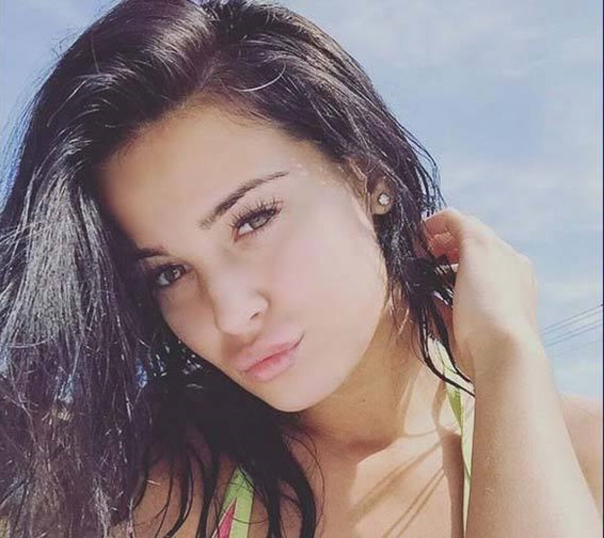  FOTO A încercat să-l șantajeze pe cel mai bun marcator din NHL cu o poză în care apare în pat cu o puștoaică. Sportivul a avut cea mai tare reacție ever!