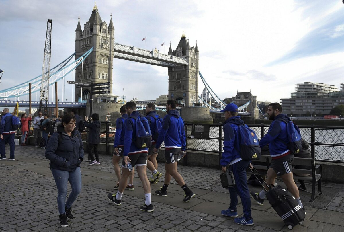 FOTO Corespondență din Londra » Cu ochii-n patru » Cupa Mondială de rugby oferă imagini spectaculoase 