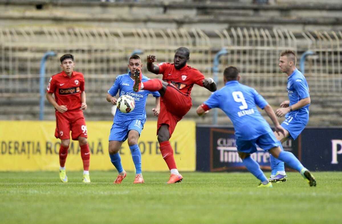 VIDEO + FOTO  Gnoh3r3 » Atacantul adus de Rednic a marcat de 3 ori și a calificat-o pe Dinamo în "optimi" după 3-2 cu Dacia Unirea Brăila