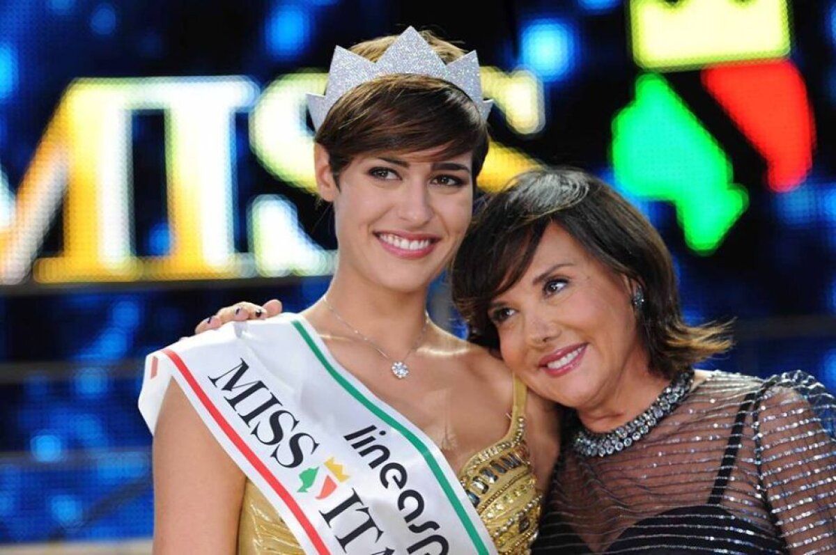VIDEO + FOTO Go girl! Miss Italia 2015 demonstrează ce știe cu mingea