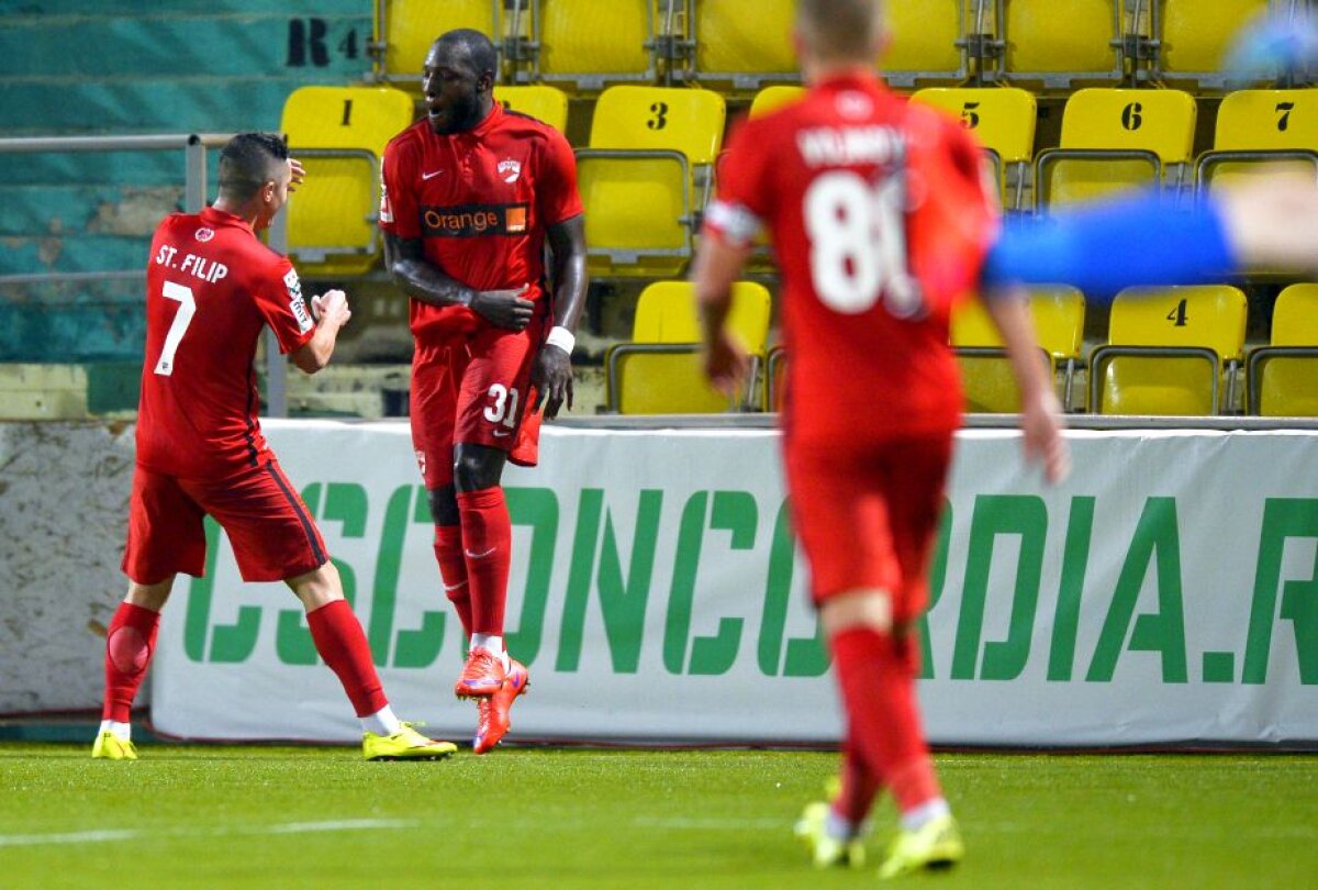 VIDEO+FOTO Dinamo stă în coasta Stelei după victoria împotriva Concordiei, scor 3-1