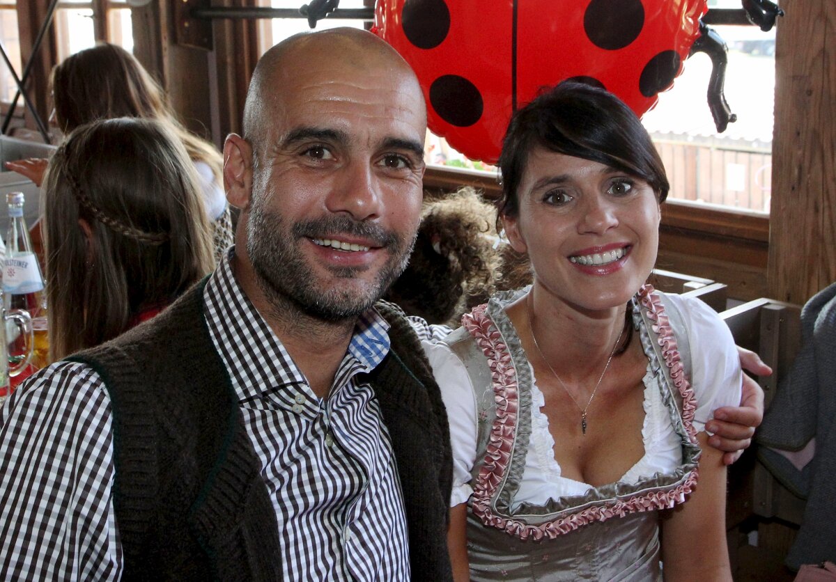 GALERIE FOTO Imagini superbe de la Oktoberfest » Pep Guardiola și vedetele sale au făcut spectacol 