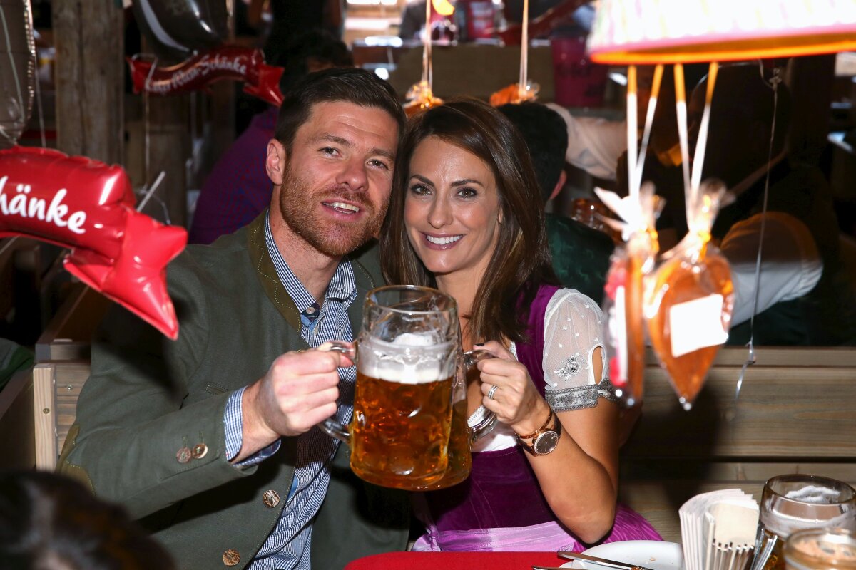 GALERIE FOTO Imagini superbe de la Oktoberfest » Pep Guardiola și vedetele sale au făcut spectacol 