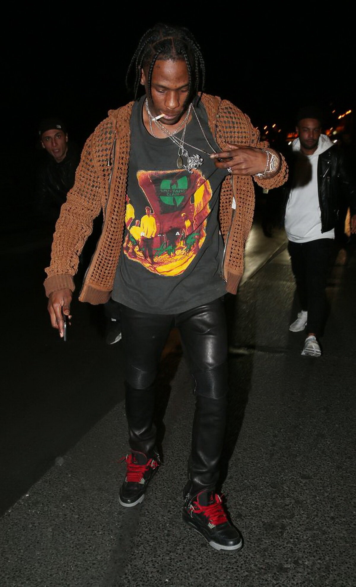 Rihanna și Travis Scott și-au făcut de cap la Paris