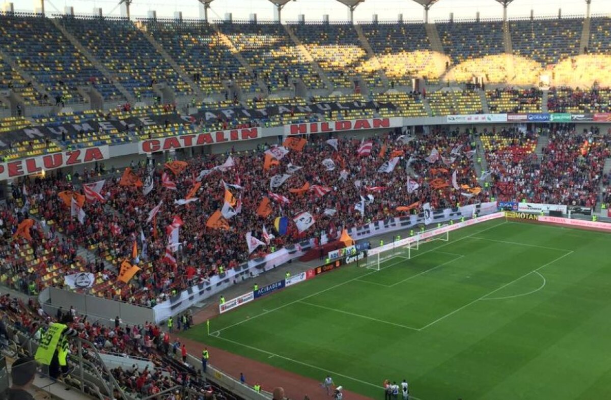 VIDEO+FOTO Atmosferă incendiară creată de suporterii lui Dinamo în memoria lui Hîldan: un inel de "foc" a înconjurat arena